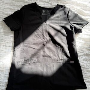 FIGS Classic Black V-Neck Scrub Top